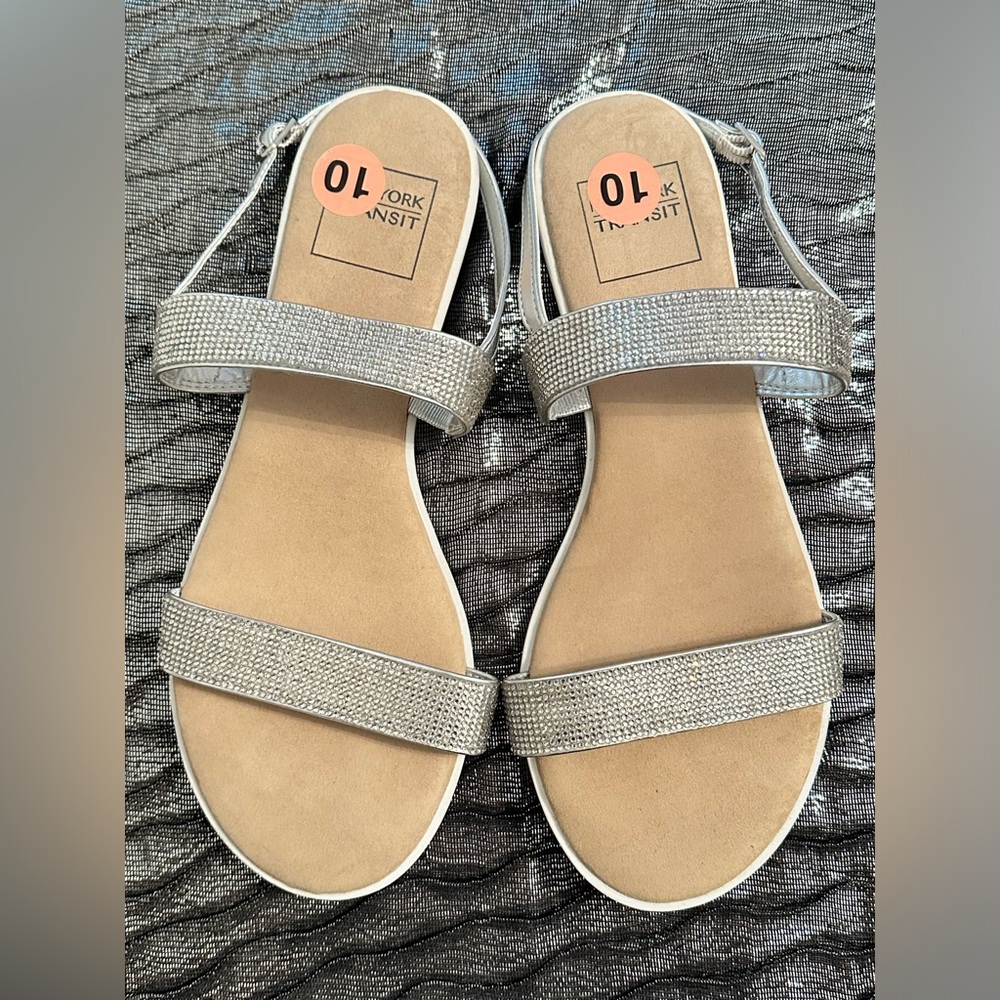 Adorable Glittering New York Transit Sandals!